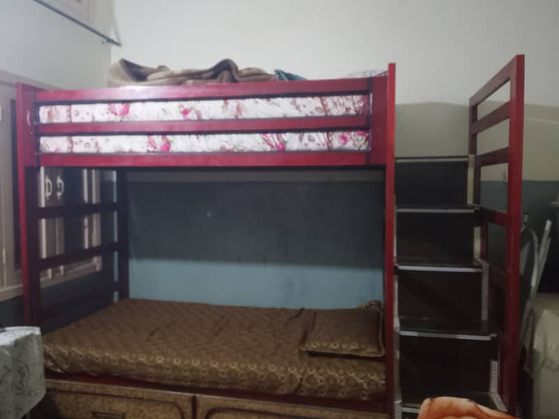 Double bed 0