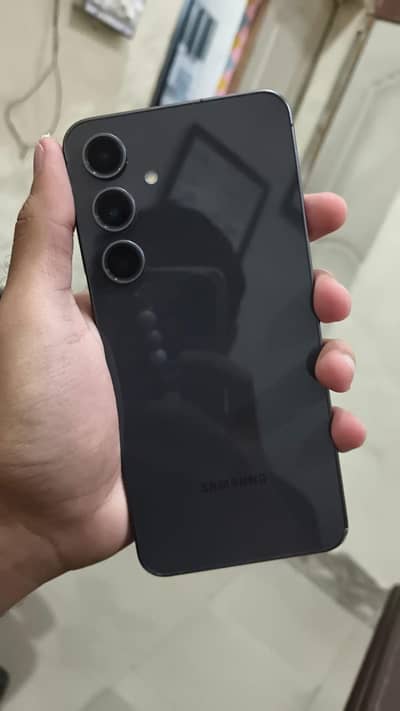 s24fe 3 month sim time available (original) 8/256 gb