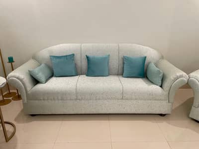 5 seater Sofa Set.
