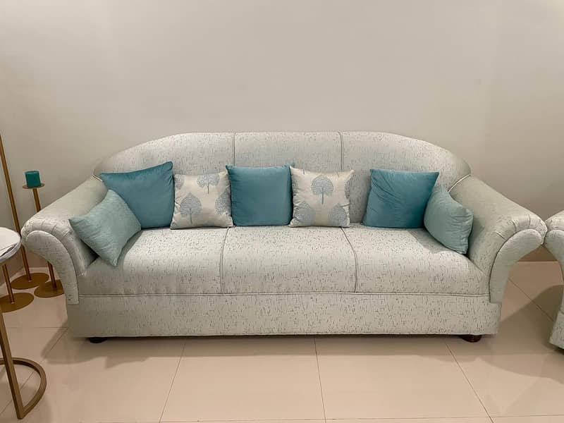 5 seater Sofa Set. 1
