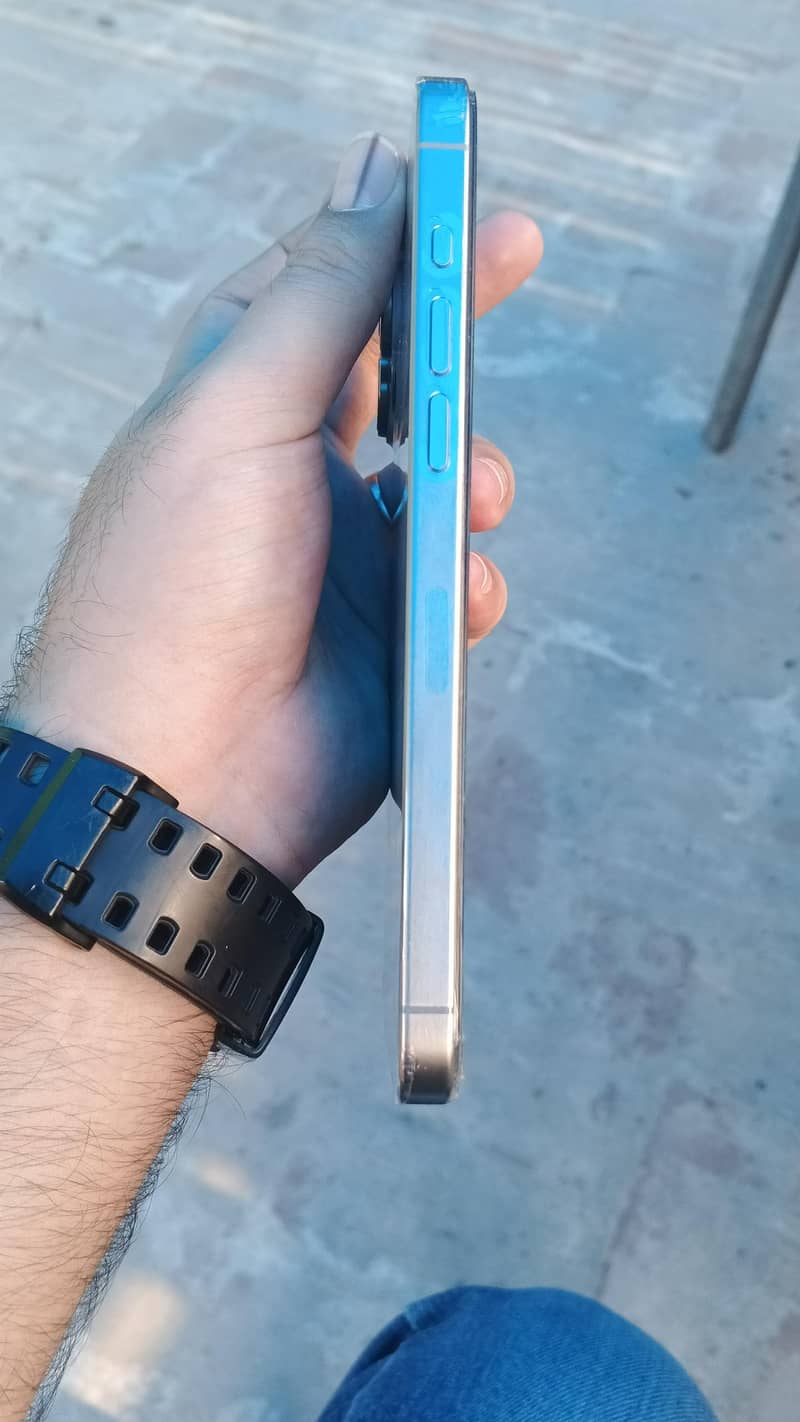 iphone 15 pro max 1