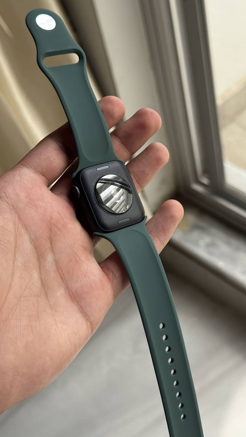 Apple watch Se 3rd generation 1