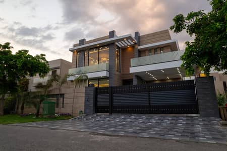 ** *For Sale: Exquisite 1 Kanal Ultra-Modern Bungalow in DHA Lahore Phase 7 (Block R)***