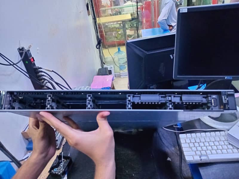 Dell PowerEdge R640 Server | server | IT server | Office server 1