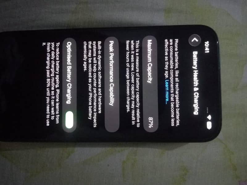 Apple iPhone 13 2