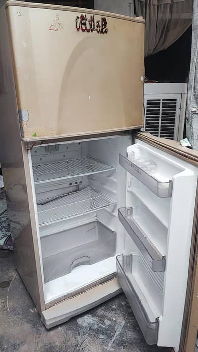 dawlance used 2 dore fridge