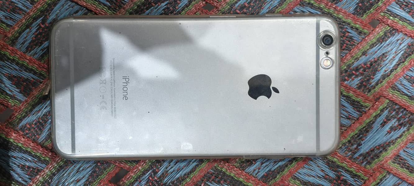 Apple iPhone 6 Plus 4