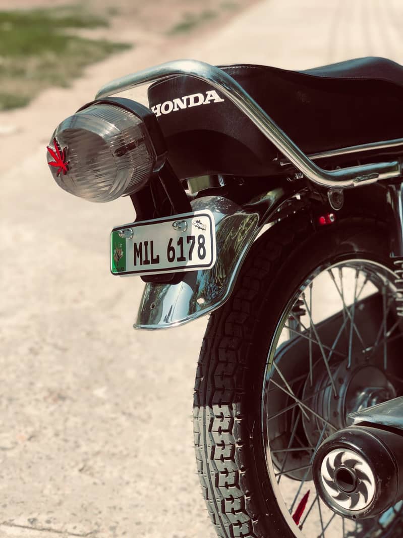 125 2016 model 1