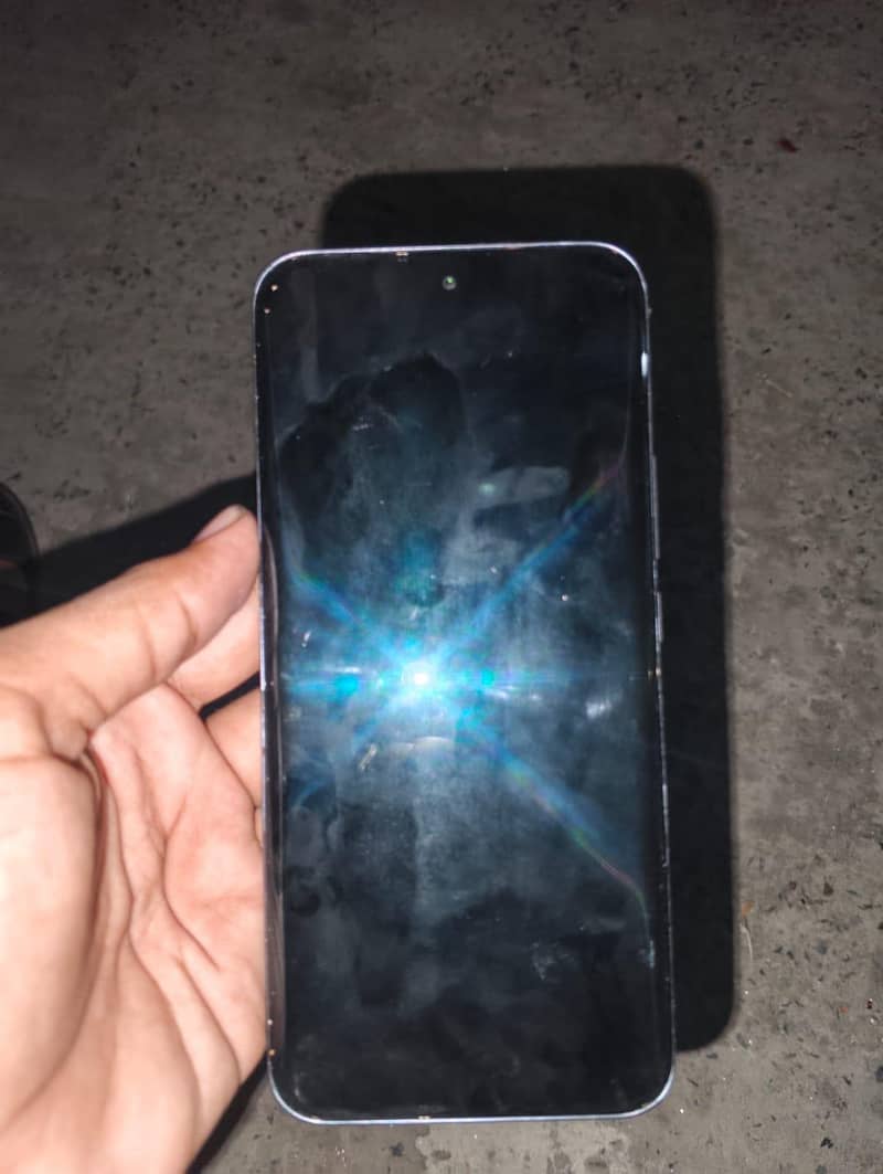 Tecno spark 40 pro plus 3