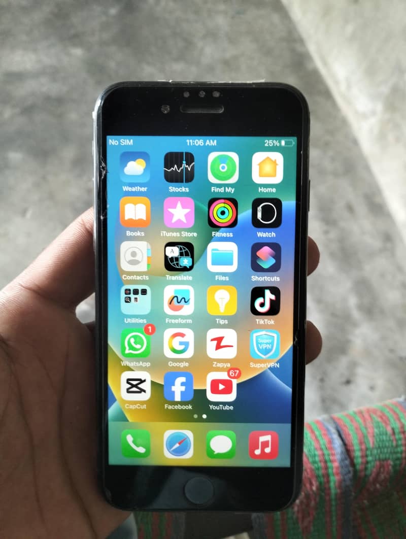 Apple iPhone 8 1