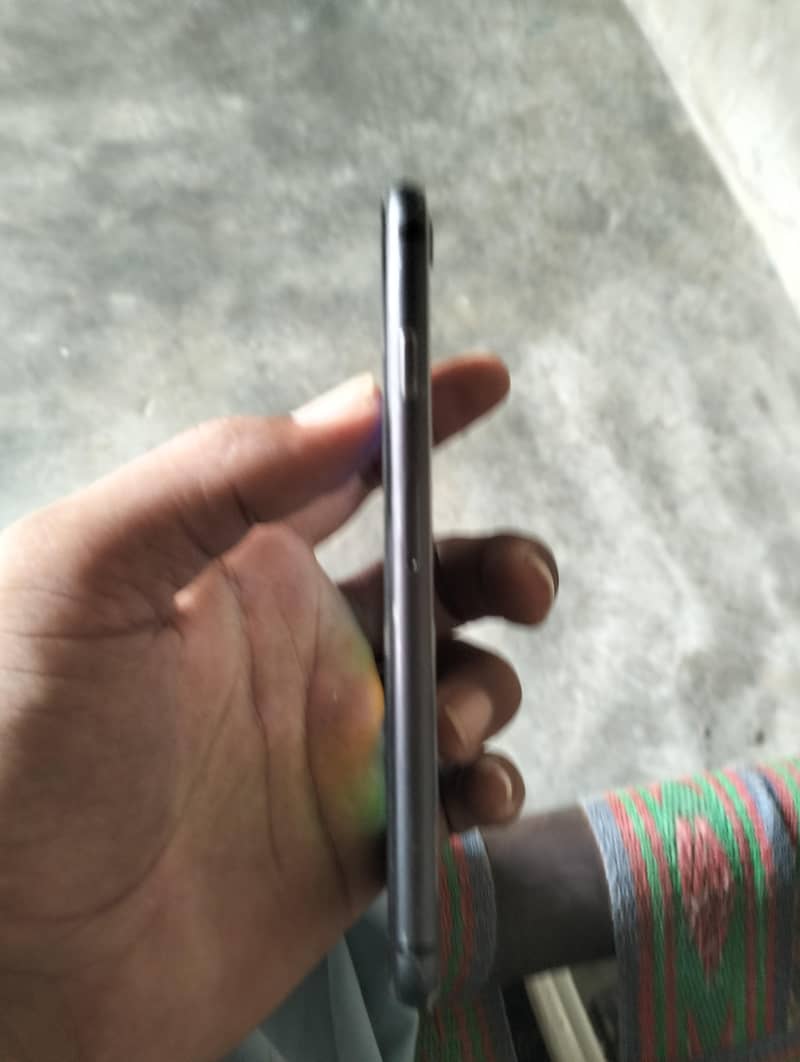 Apple iPhone 8 2