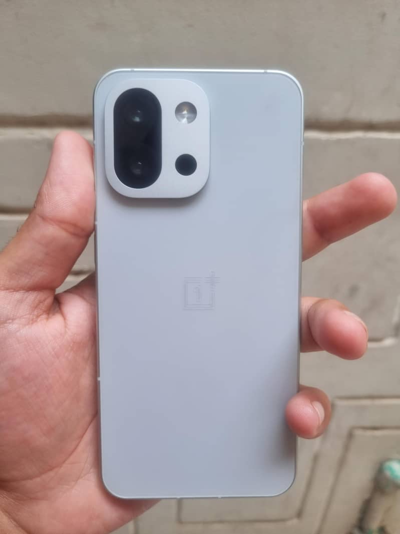One plus 13S 0