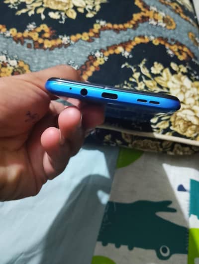 Infinix Hot 12 Play