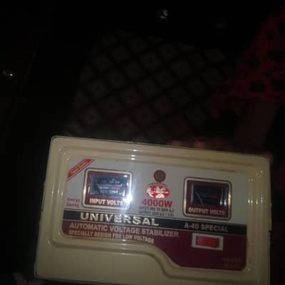 universal stabilizer 4000W