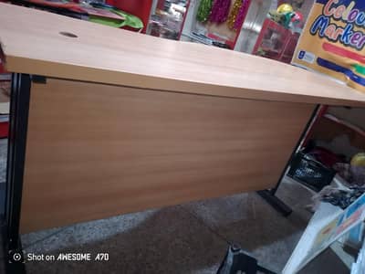OFFICE TABLE FOR SALE