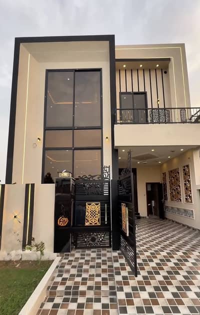 AA-Ext 5 Marla Double Heighted House For Sale