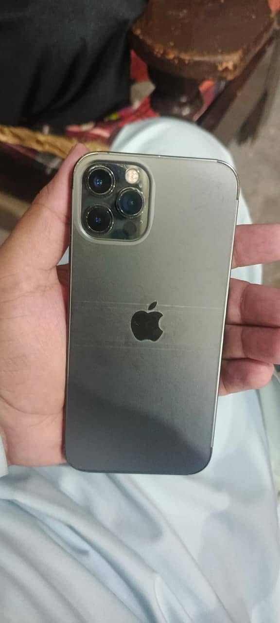 Apple iPhone 12 Pro 2