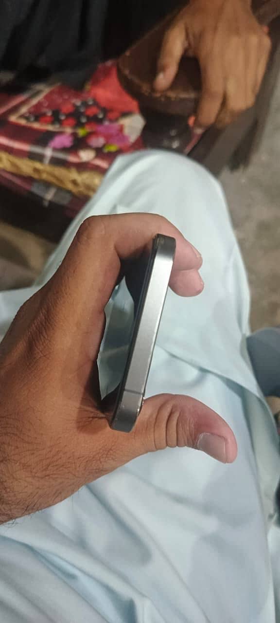 Apple iPhone 12 Pro 6