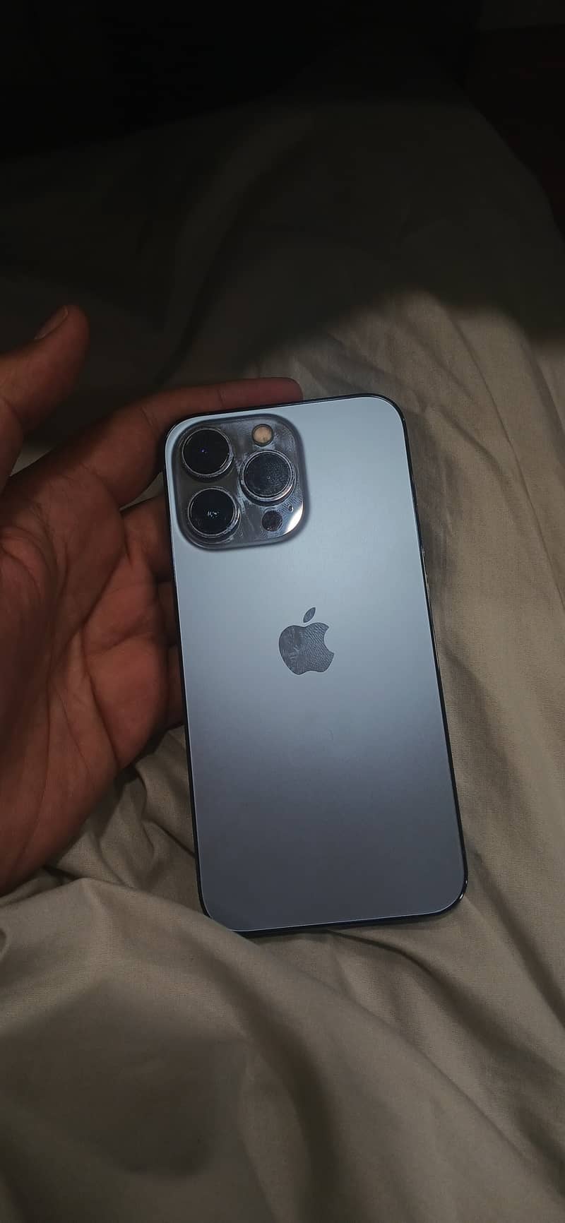 Apple iPhone 13 Pro 2