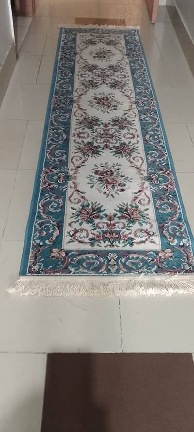 RUNNER RUG CARPET / HALL RUNNER