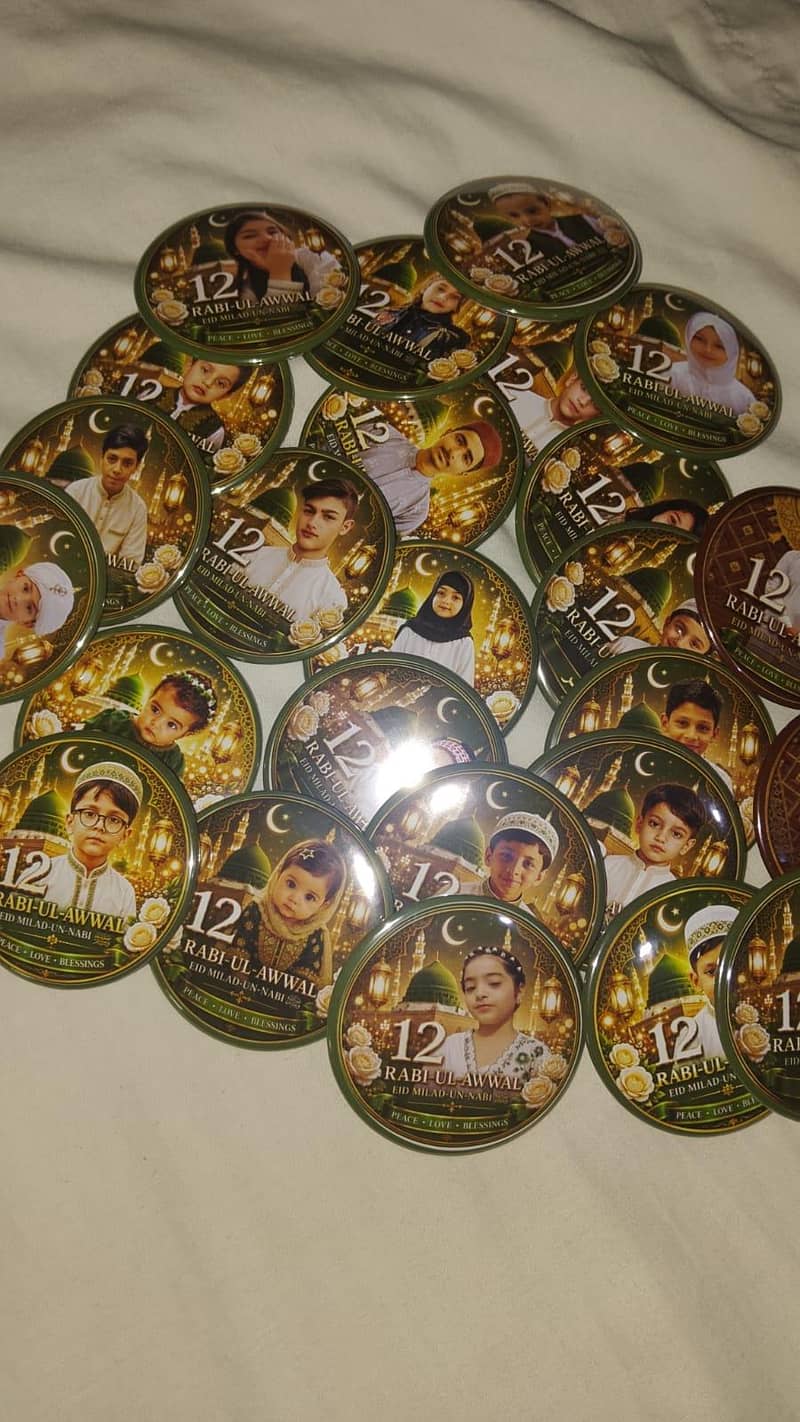 we make badges 2
