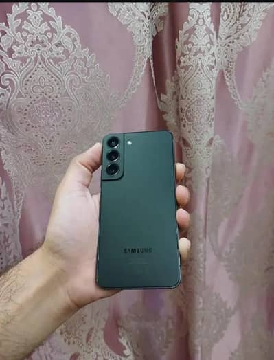Samsung S22