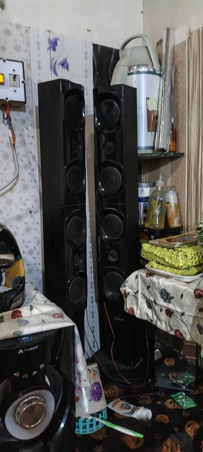 Audionic RB110 buffers very nice sound bass boosted 10/10 condition ha