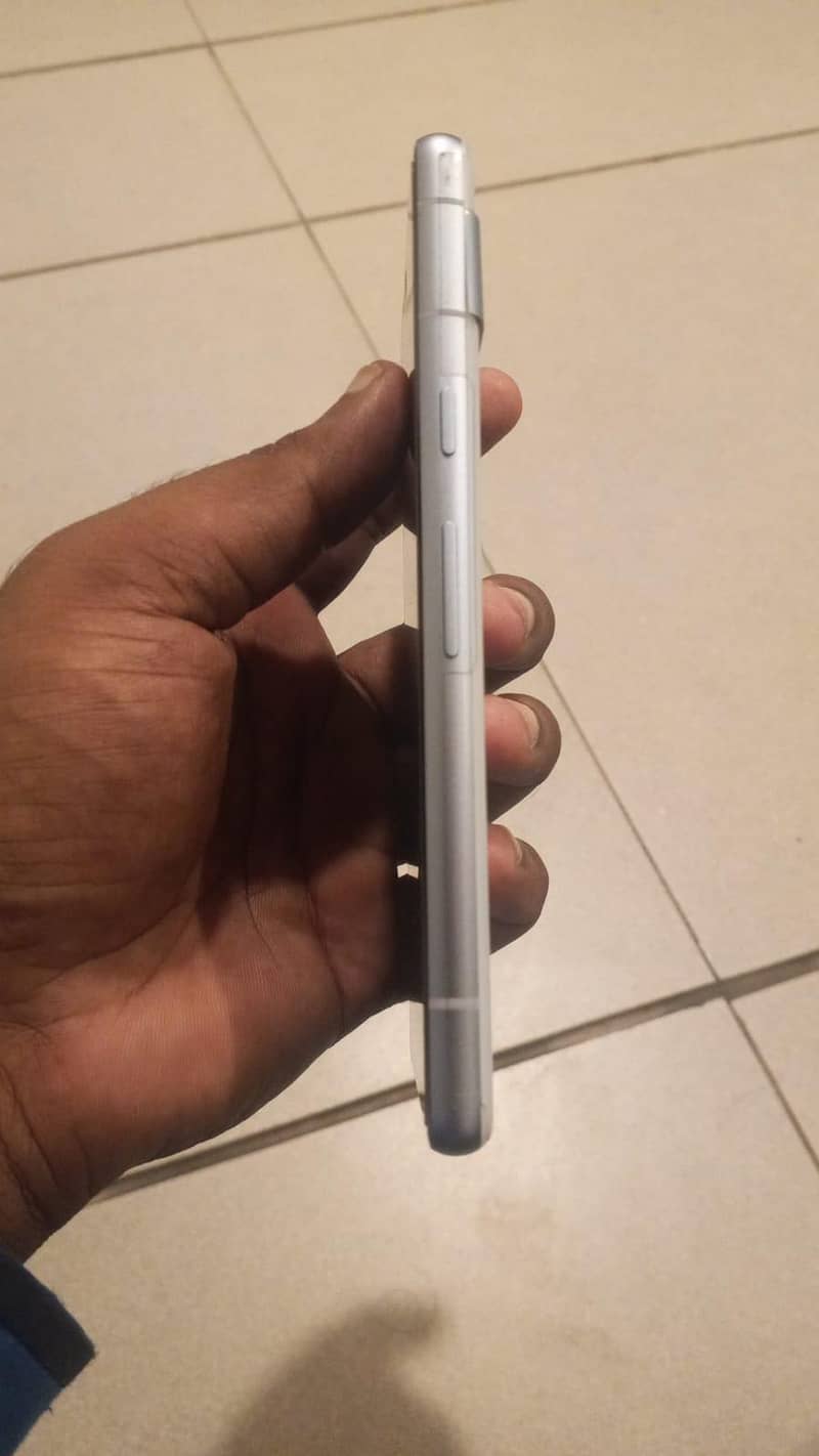 Google Pixel 7a 3