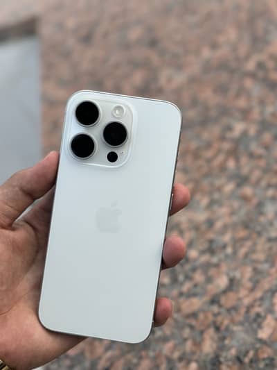 Apple iPhone 15 Pro factory
