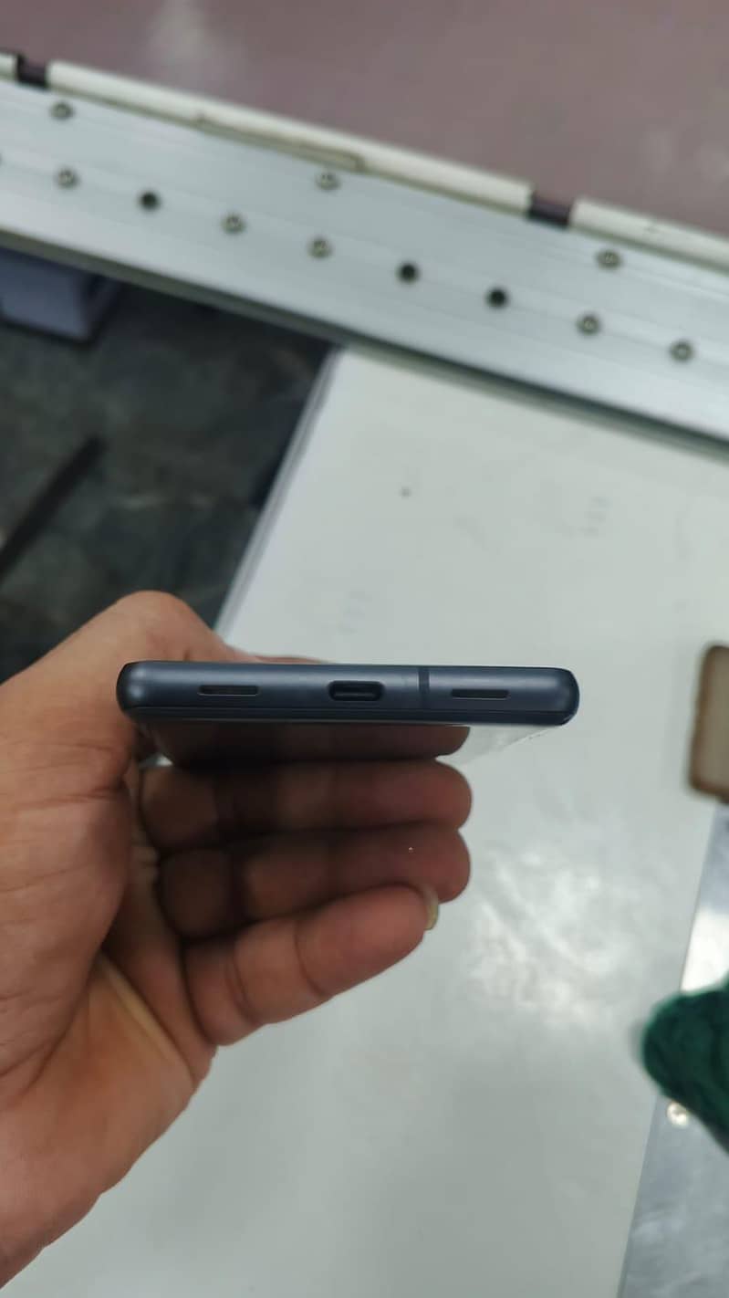 Google Pixel 7a 6