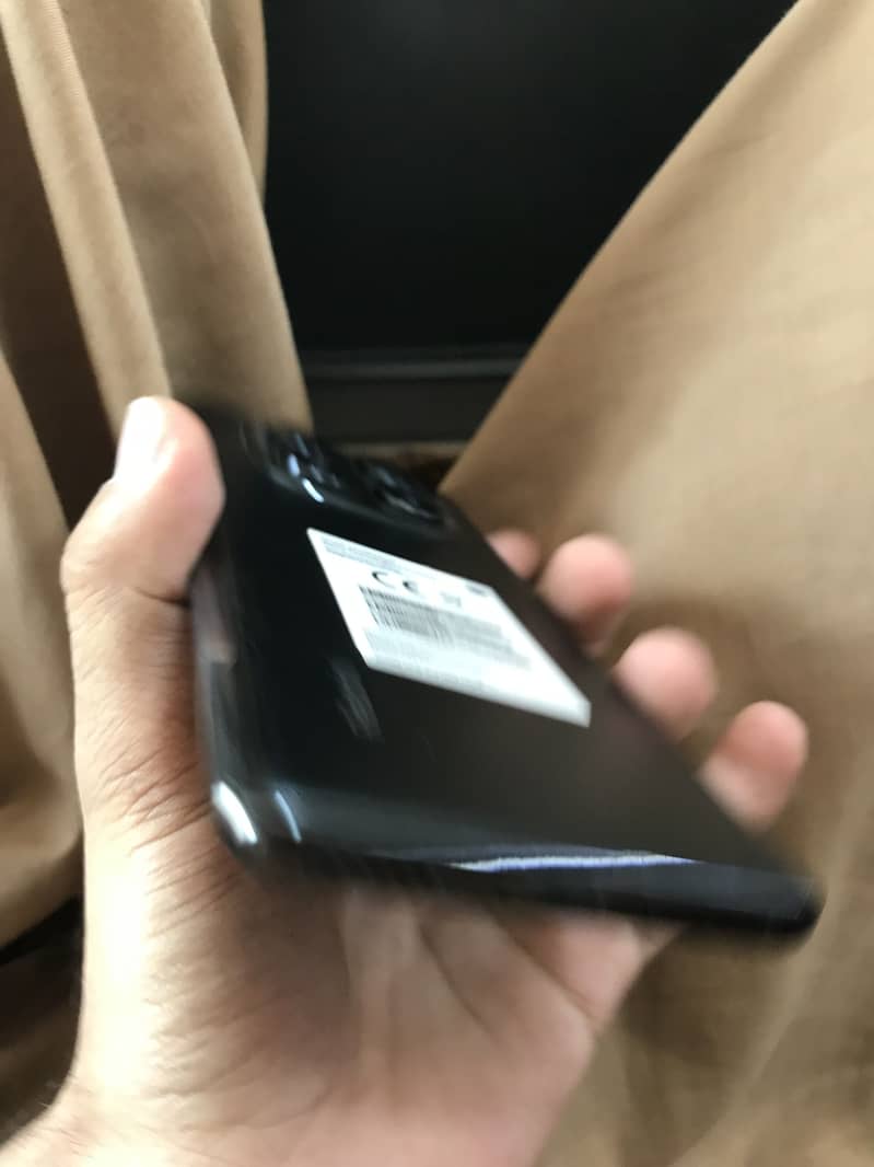 Xiaomi Redmi Note 14 Pro 1