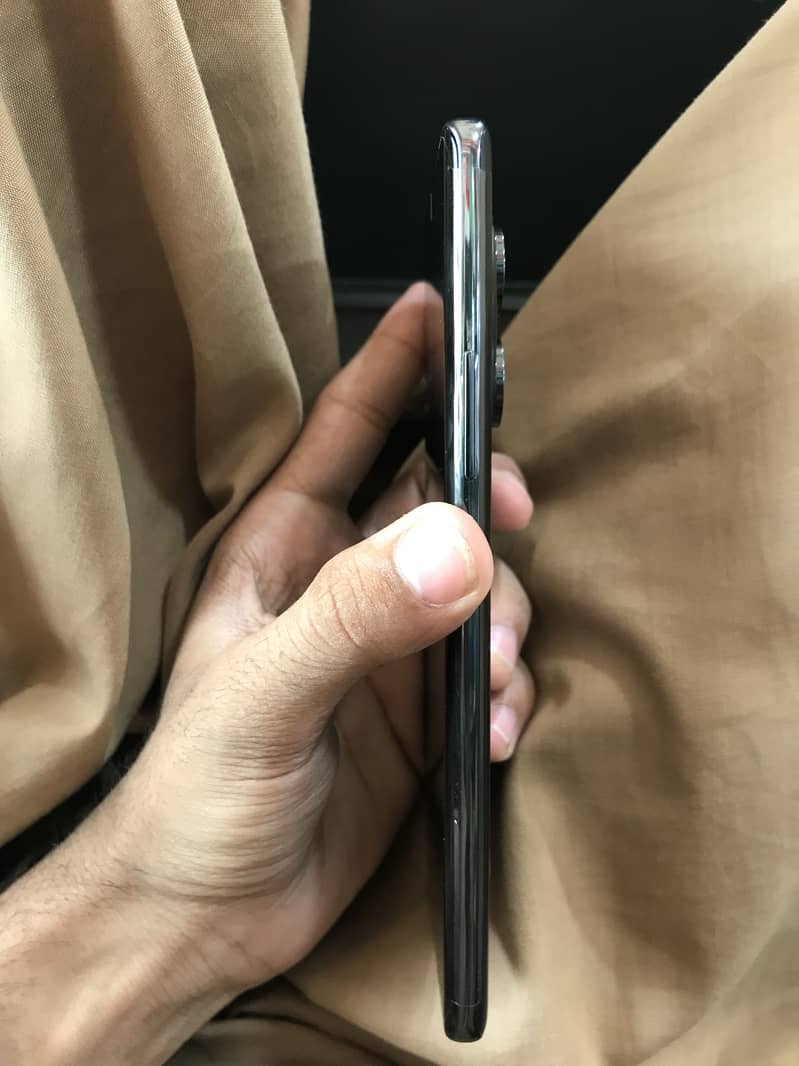 Xiaomi Redmi Note 14 Pro 3