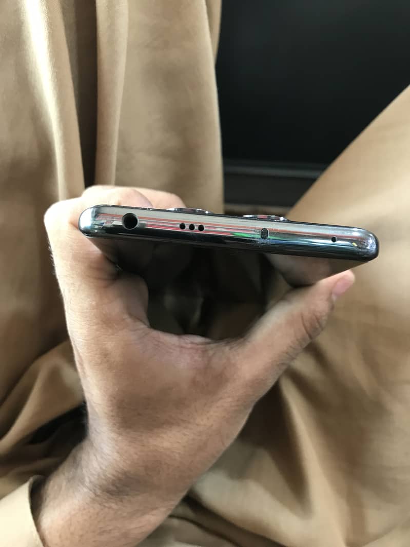 Xiaomi Redmi Note 14 Pro 4