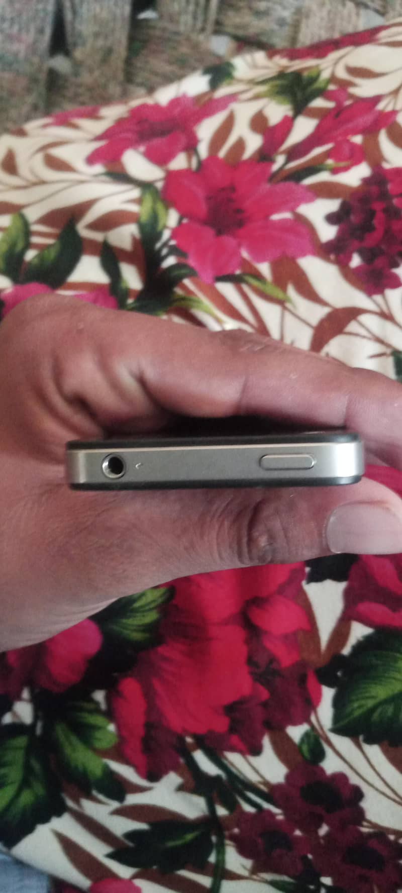 Apple iPhone 4s 3