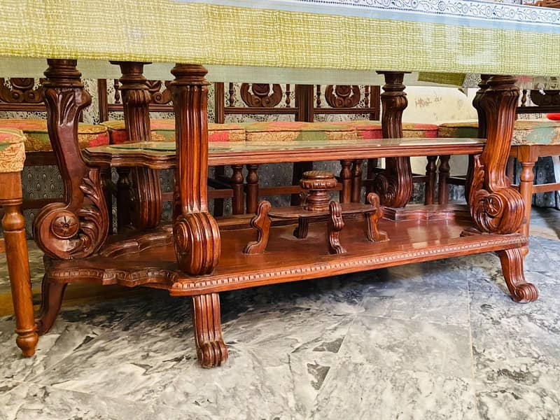 Dining table 4