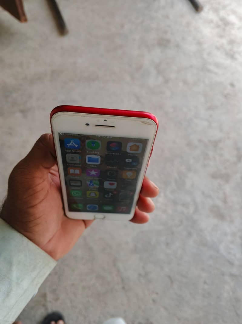 Apple iPhone 7 4