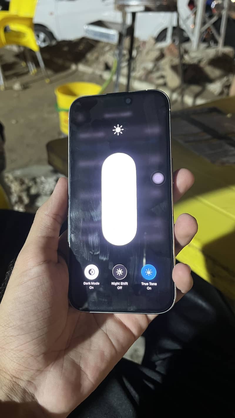 Apple iPhone 15 Pro 3