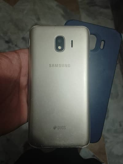 Samsung Mobile J4  / 2ram  16 gb storage