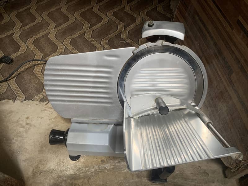 Meat Slicer 3
