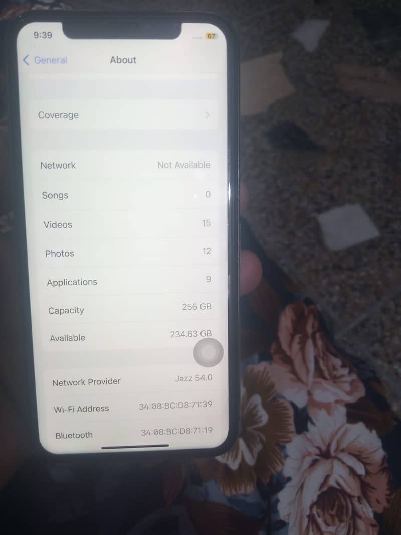 Apple iPhone X 4