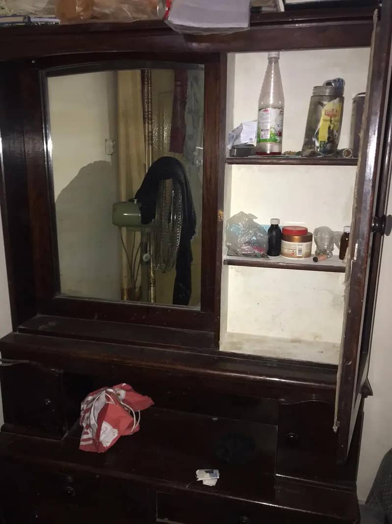 dressing table 1