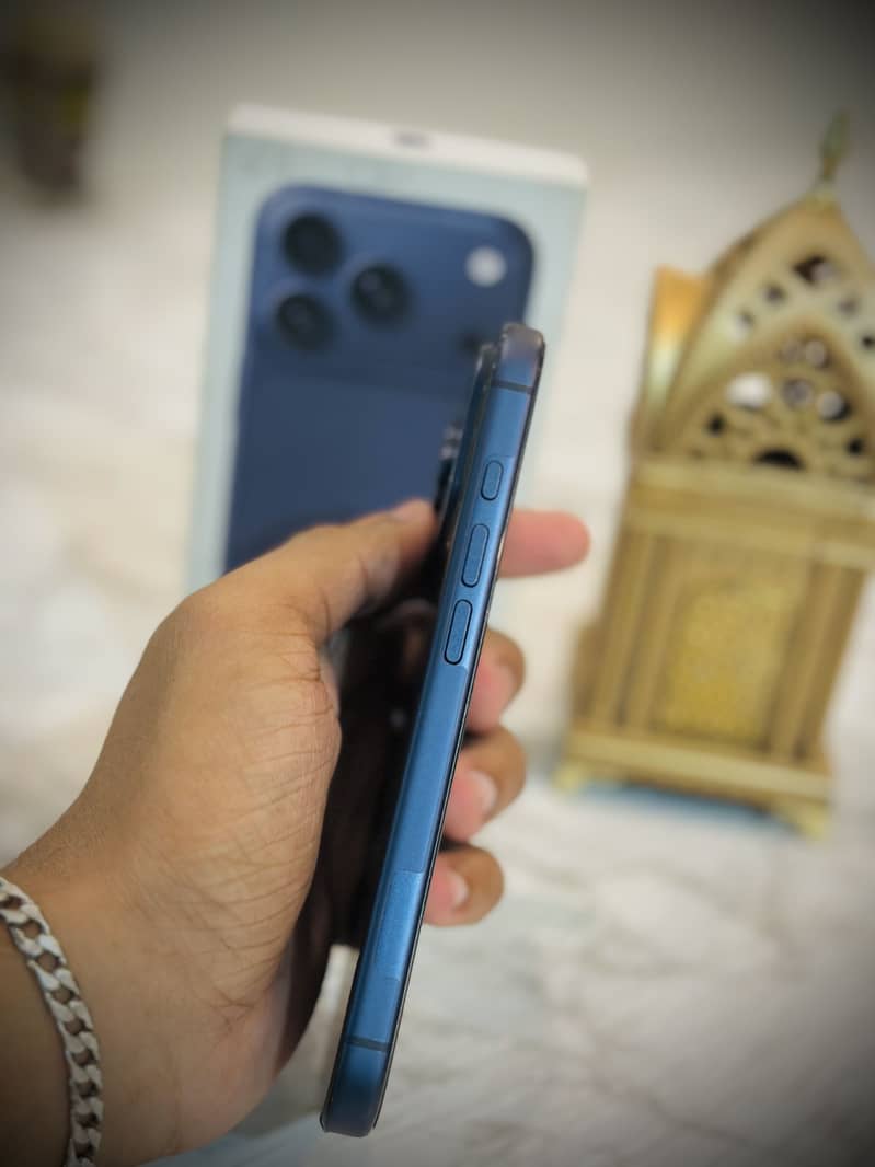 Apple iPhone 17 Pro 3