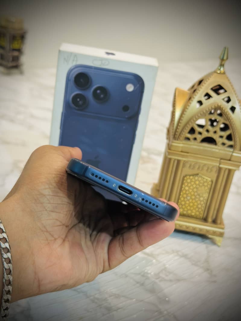 Apple iPhone 17 Pro 5