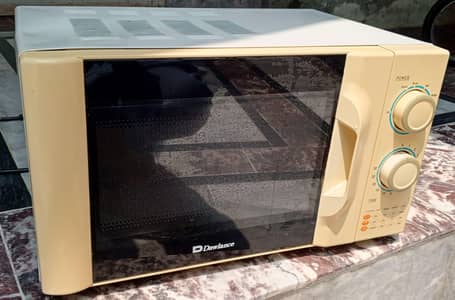 Dawlance Microwave Oven