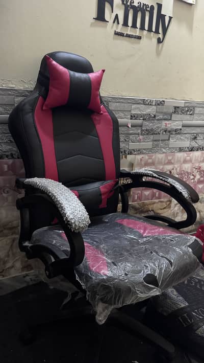 Gaming chair for sale | Fix price 10.5k