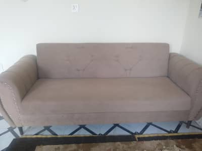 Sofa cumbed