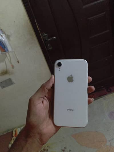 Apple iPhone XR bypass [256gb]