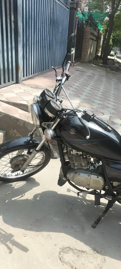 Suzuki GS 150