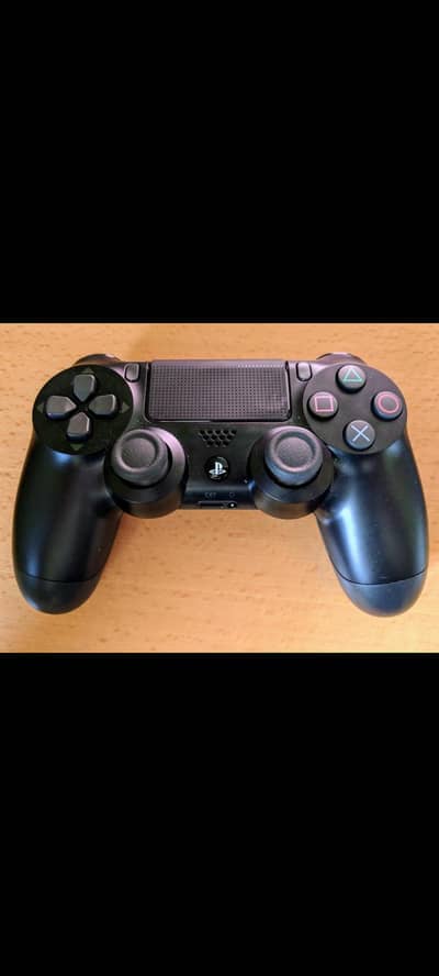 SONY PS4 CONTROLLER  WITH ADDITIONAL Cable