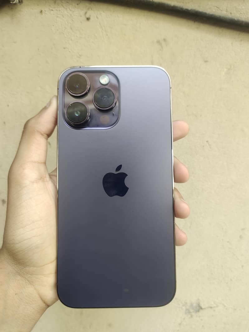 Apple iPhone 14 Pro Max 0